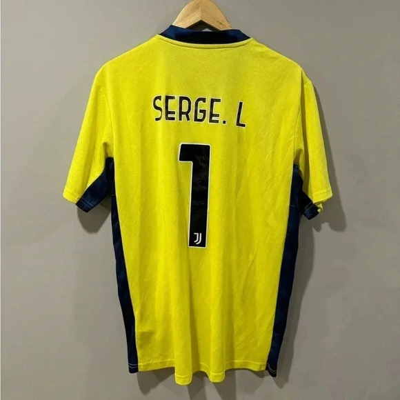 Juventus Soccer Football Jersey - Picture 2 of 7